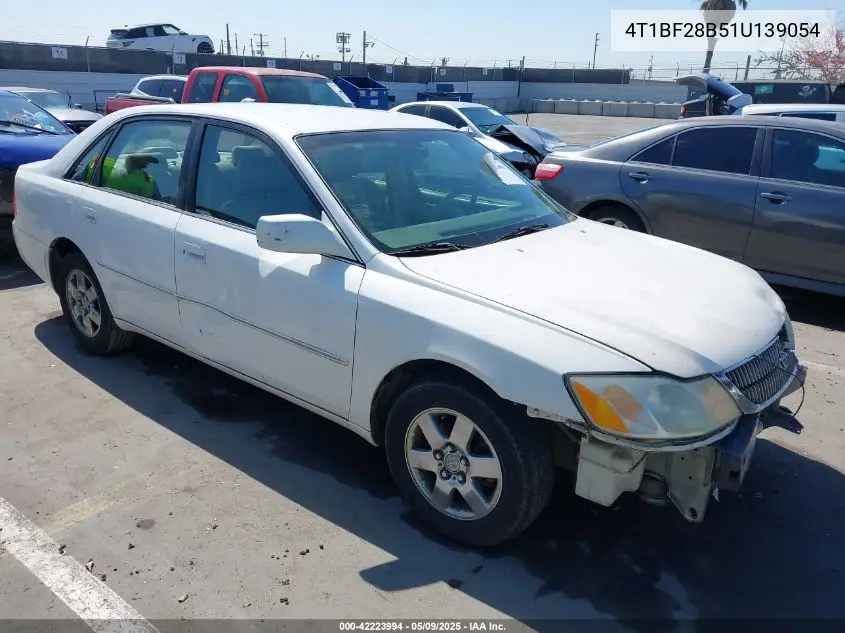 2001 Toyota Avalon Xl VIN: 4T1BF28B51U139054 Lot: 42223994