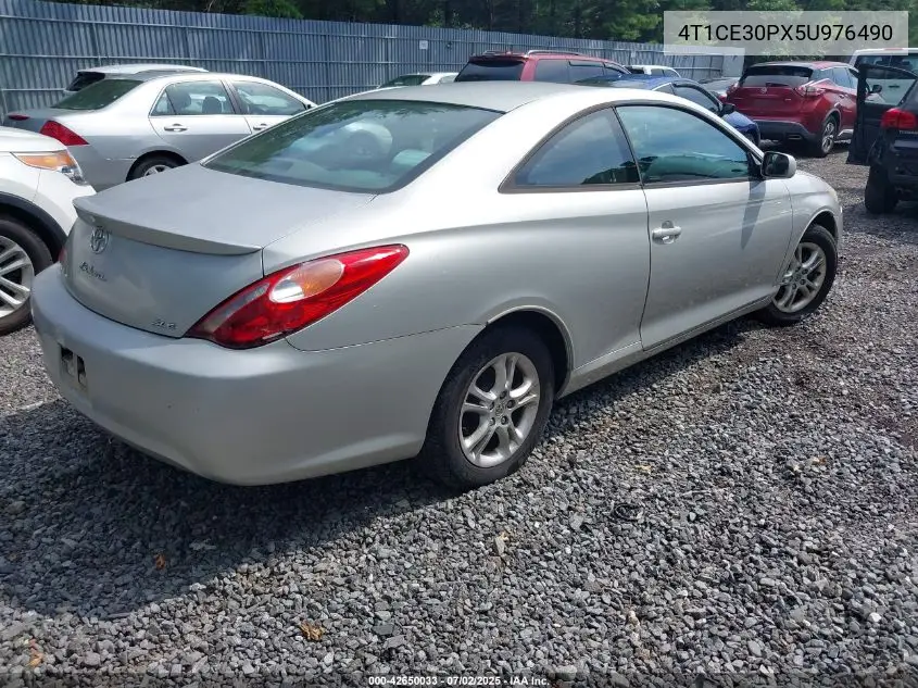 2005 Toyota Camry Solara Sle VIN: 4T1CE30PX5U976490 Lot: 42650033