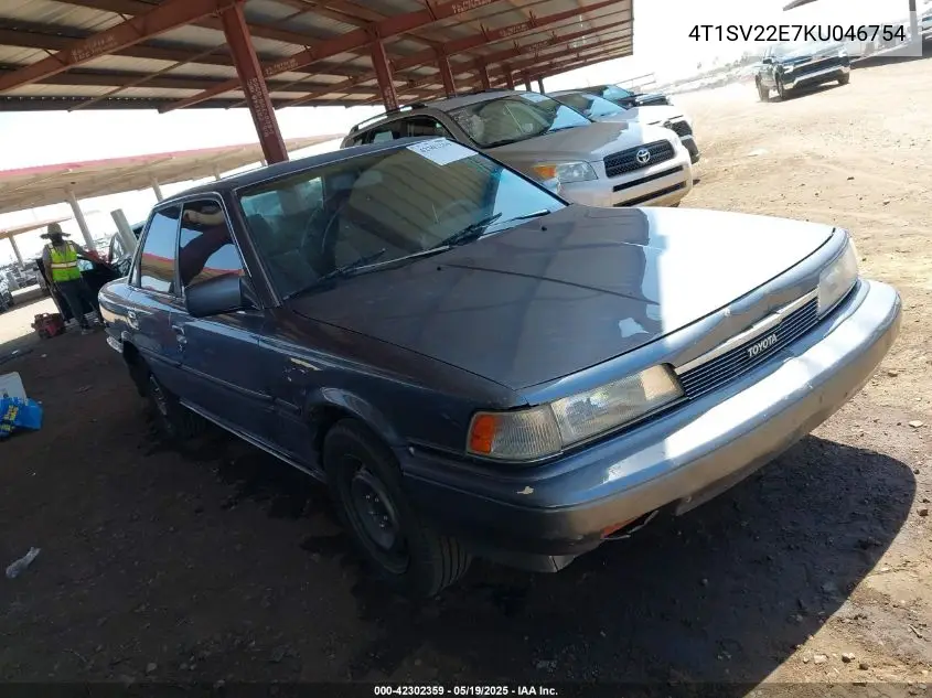 1989 Toyota Camry Le VIN: 4T1SV22E7KU046754 Lot: 42302359