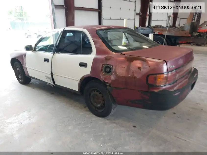 1992 Toyota Camry Le VIN: 4T1SK12EXNU053821 Lot: 42219617