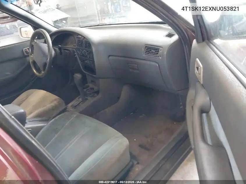 1992 Toyota Camry Le VIN: 4T1SK12EXNU053821 Lot: 42219617