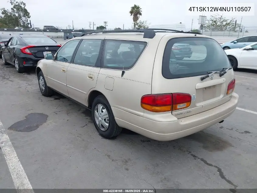 1992 Toyota Camry Le VIN: 4T1SK12W4NU110507 Lot: 42236165