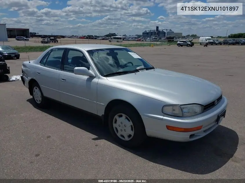 1992 Toyota Camry Le VIN: 4T1SK12EXNU101897 Lot: 42319166
