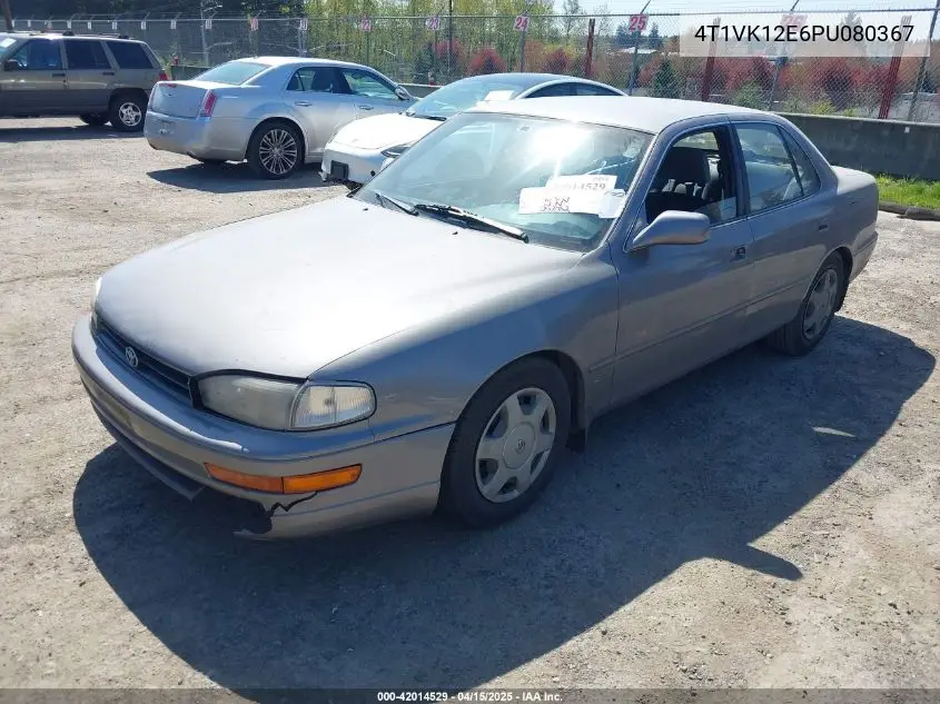 1993 Toyota Camry Le VIN: 4T1VK12E6PU080367 Lot: 42014529