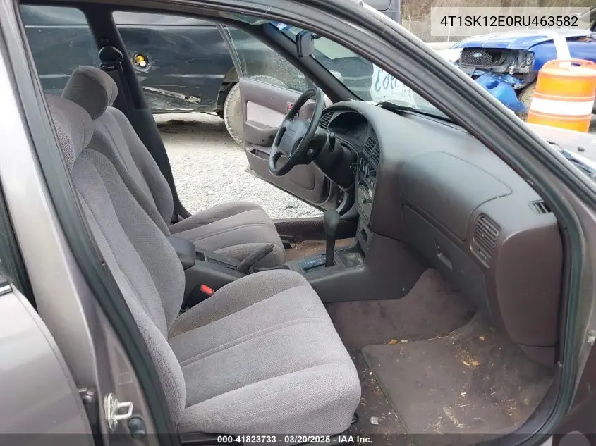 1994 Toyota Camry Le VIN: 4T1SK12E0RU463582 Lot: 41823733