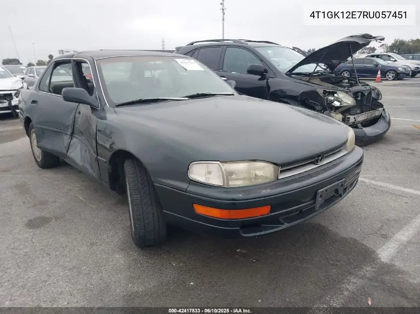 1994 Toyota Camry Le VIN: 4T1GK12E7RU057451 Lot: 42417533