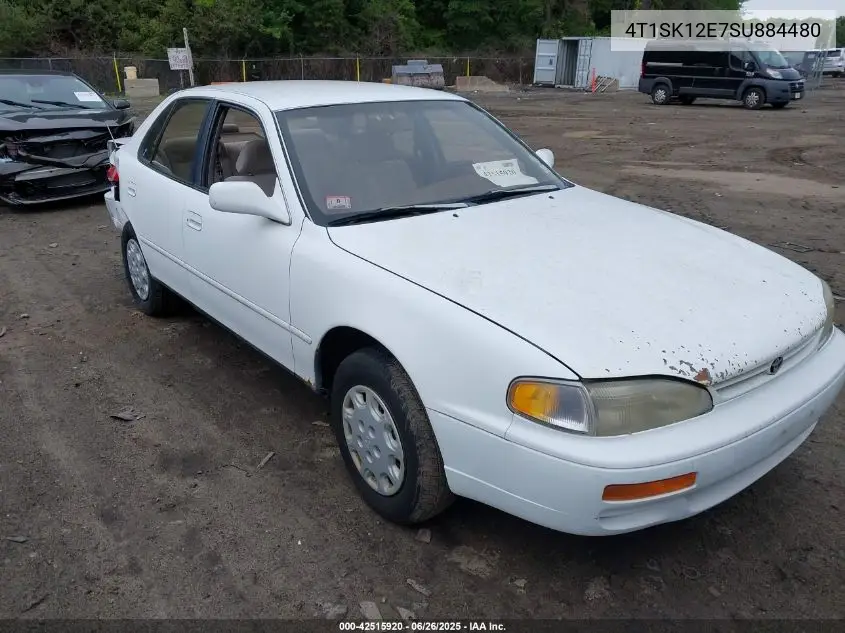 1995 Toyota Camry Le VIN: 4T1SK12E7SU884480 Lot: 42515920