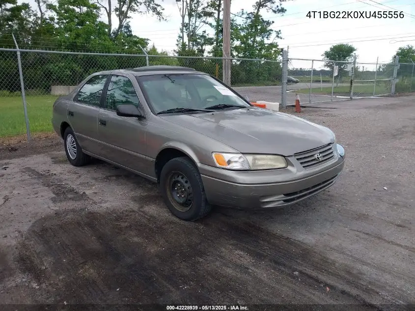 1999 Toyota Camry Le VIN: 4T1BG22K0XU455556 Lot: 42228939