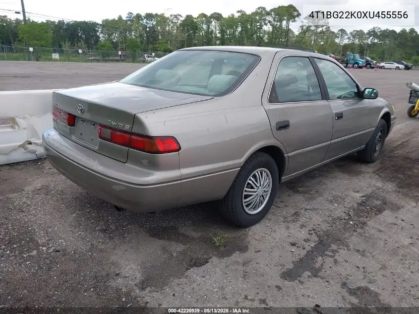 1999 Toyota Camry Le VIN: 4T1BG22K0XU455556 Lot: 42228939