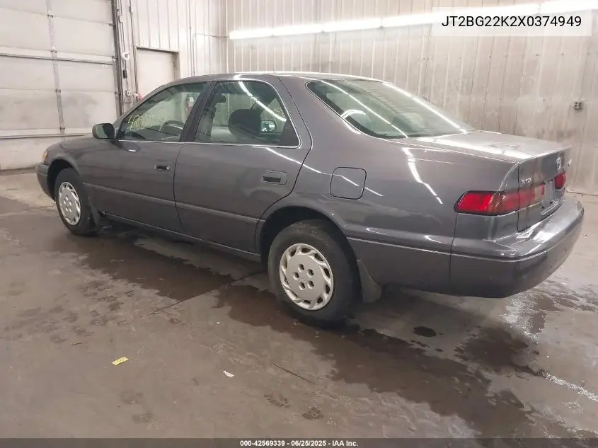 1999 Toyota Camry Le VIN: JT2BG22K2X0374949 Lot: 42569339