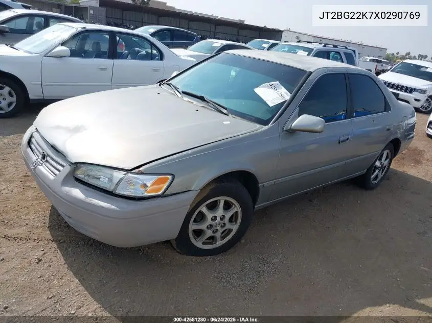 1999 Toyota Camry Le VIN: JT2BG22K7X0290769 Lot: 42581280