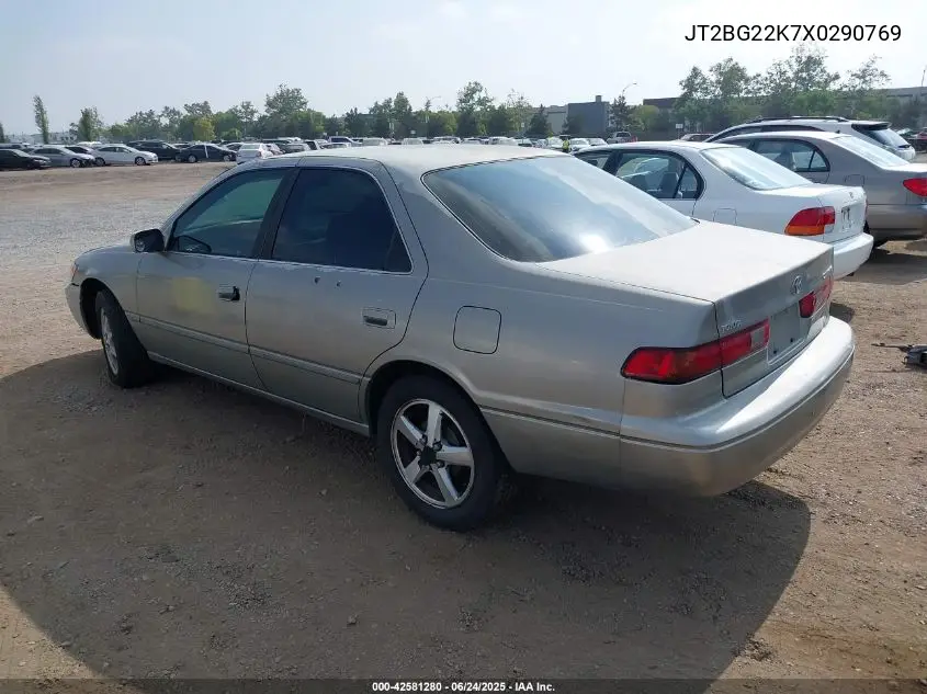 1999 Toyota Camry Le VIN: JT2BG22K7X0290769 Lot: 42581280