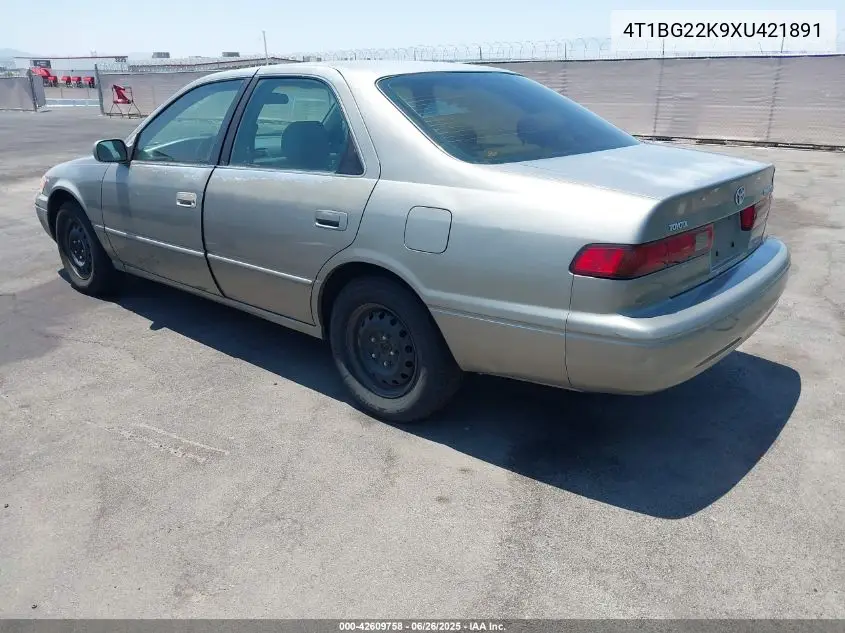 1999 Toyota Camry Le VIN: 4T1BG22K9XU421891 Lot: 42609758