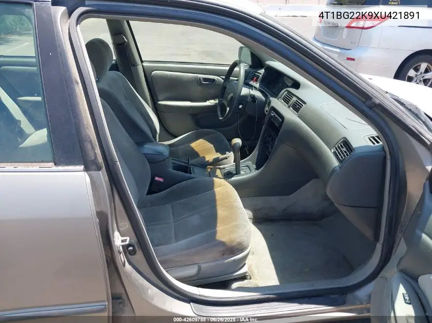 1999 Toyota Camry Le VIN: 4T1BG22K9XU421891 Lot: 42609758