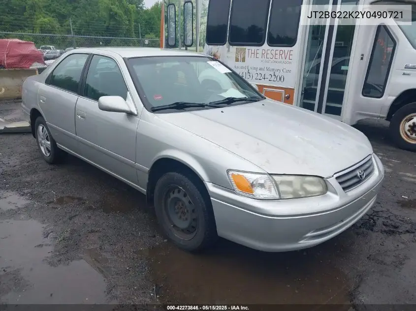 2000 Toyota Camry Le VIN: JT2BG22K2Y0490721 Lot: 42273846