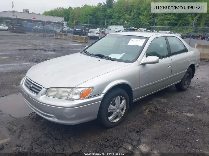 2000 Toyota Camry Le VIN: JT2BG22K2Y0490721 Lot: 42273846
