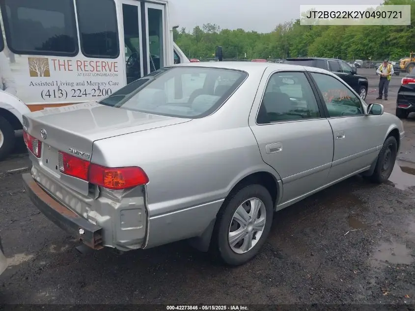 2000 Toyota Camry Le VIN: JT2BG22K2Y0490721 Lot: 42273846