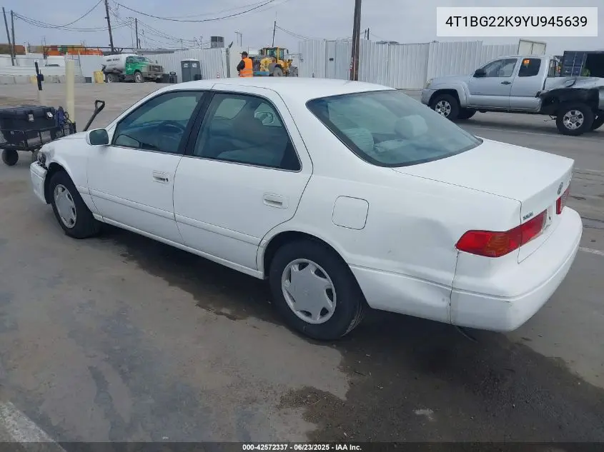 2000 Toyota Camry Ce VIN: 4T1BG22K9YU945639 Lot: 42572337