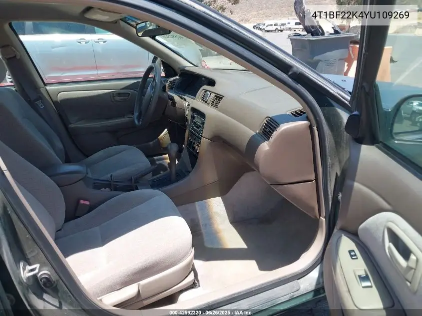 2000 Toyota Camry Le V6 VIN: 4T1BF22K4YU109269 Lot: 42592320