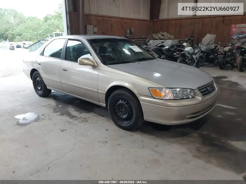 2000 Toyota Camry Le VIN: 4T1BG22K2YU660927 Lot: 42611907
