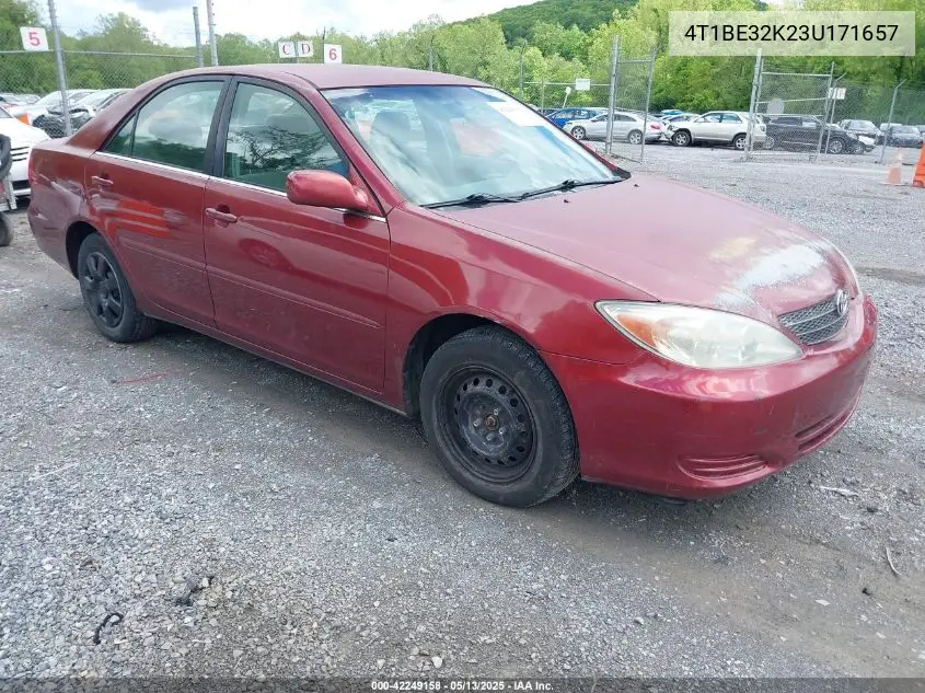 2003 Toyota Camry Le VIN: 4T1BE32K23U171657 Lot: 42249158