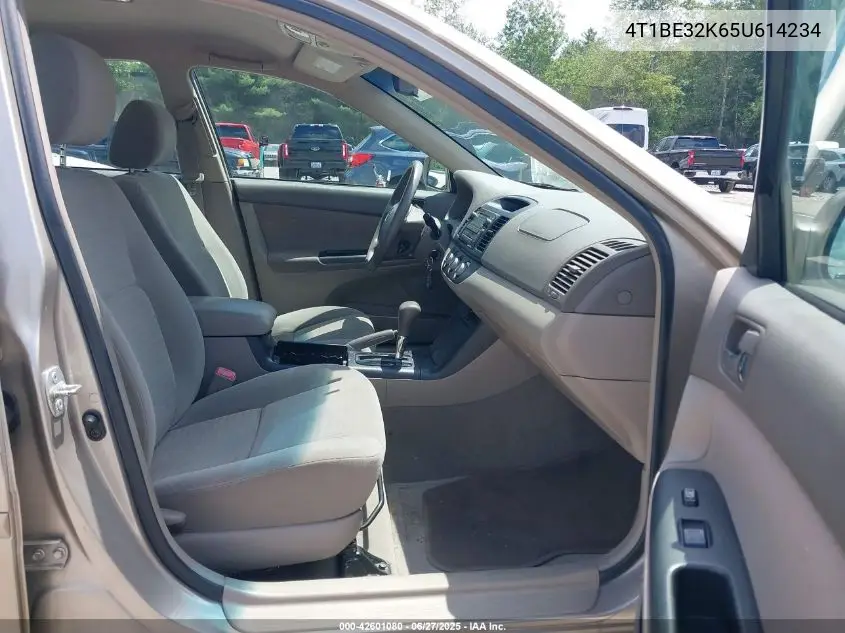 2005 Toyota Camry Le VIN: 4T1BE32K65U614234 Lot: 42601080