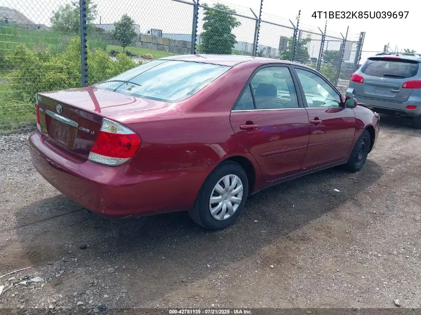 2005 Toyota Camry Le VIN: 4T1BE32K85U039697 Lot: 42781139