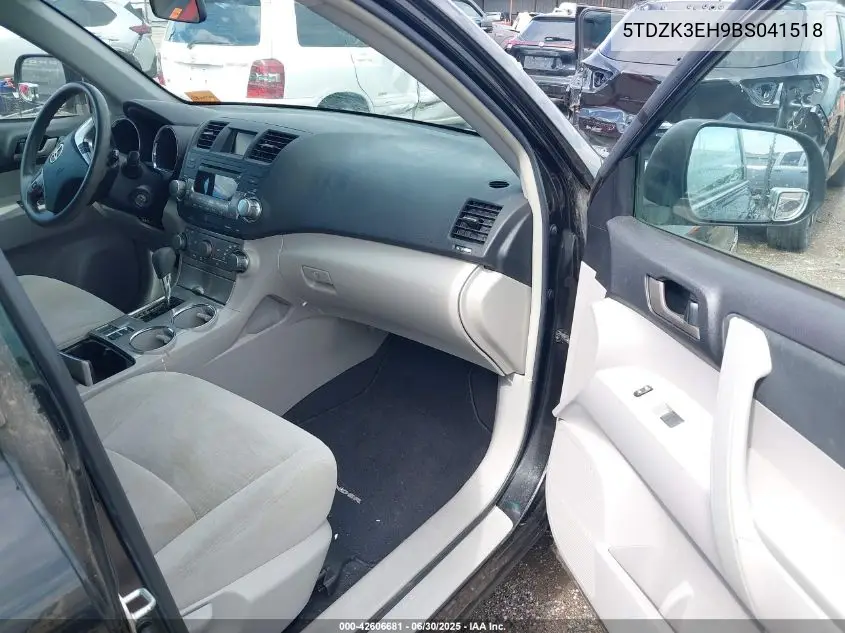 2011 Toyota Highlander Base V6 VIN: 5TDZK3EH9BS041518 Lot: 42606681