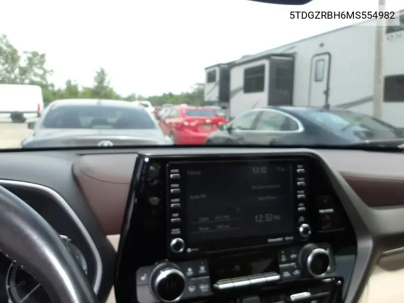 2021 Toyota Highlander Xle VIN: 5TDGZRBH6MS554982 Lot: 42271854