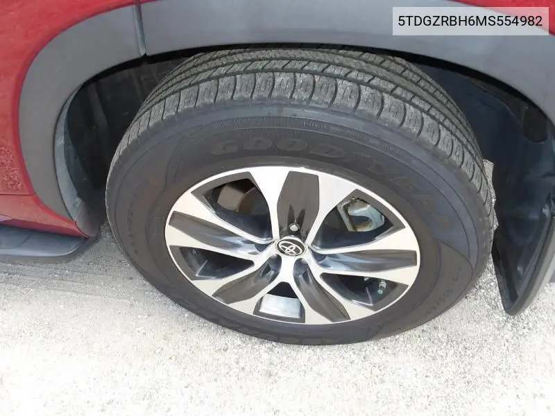 2021 Toyota Highlander Xle VIN: 5TDGZRBH6MS554982 Lot: 42271854