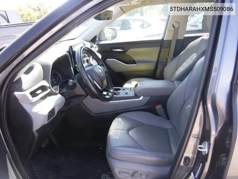 2021 Toyota Highlander Hybrid Xle VIN: 5TDHARAHXMS509086 Lot: 42271858