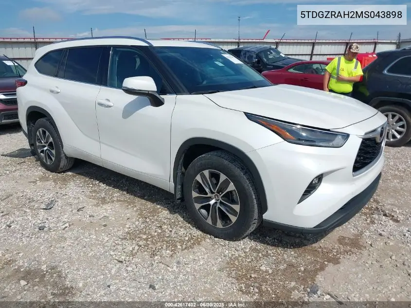 2021 Toyota Highlander Xle VIN: 5TDGZRAH2MS043898 Lot: 42617402
