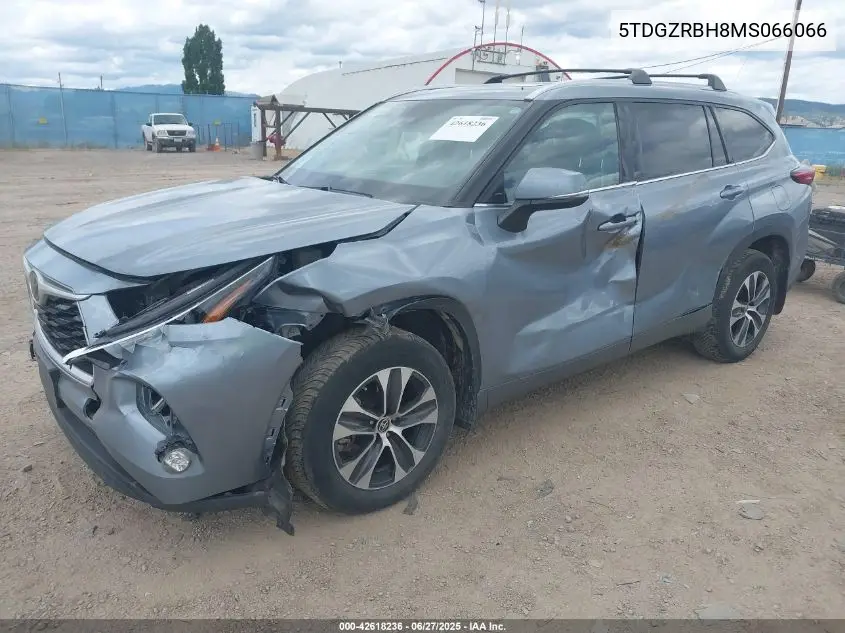 2021 Toyota Highlander Xle VIN: 5TDGZRBH8MS066066 Lot: 42618236