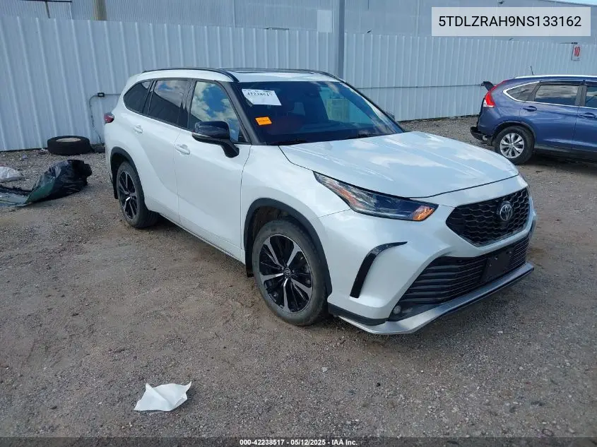 2022 Toyota Highlander Xse VIN: 5TDLZRAH9NS133162 Lot: 42238517