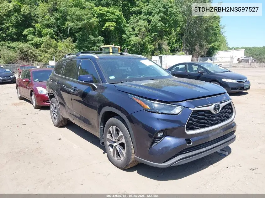 2022 Toyota Highlander Xle VIN: 5TDHZRBH2NS597527 Lot: 42560786