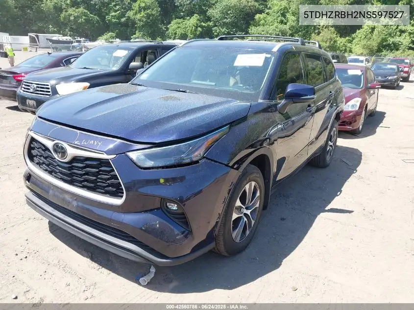 2022 Toyota Highlander Xle VIN: 5TDHZRBH2NS597527 Lot: 42560786