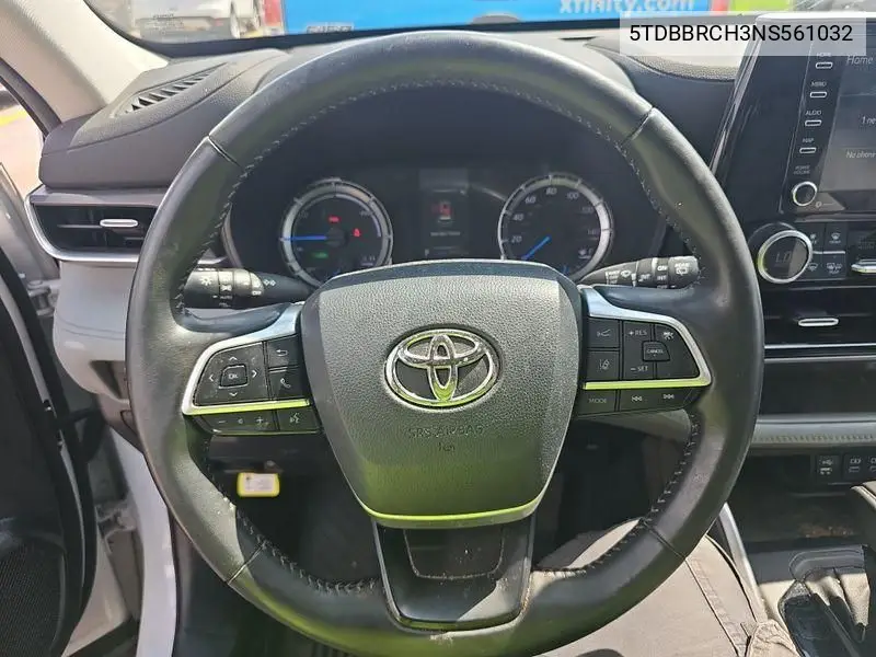 2022 Toyota Highlander Hybrid Le VIN: 5TDBBRCH3NS561032 Lot: 42621620