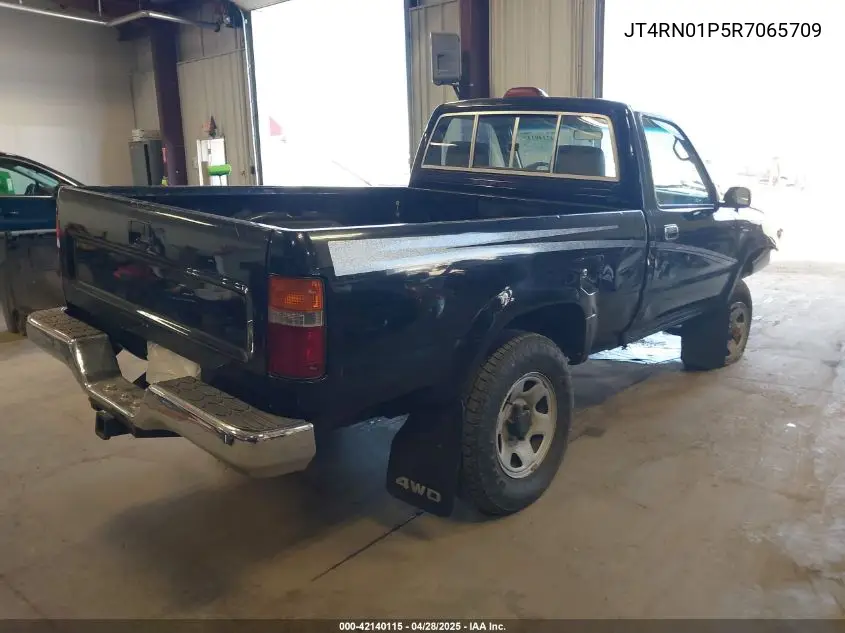 1994 Toyota Pickup 1/2 Ton Shrt Wheelbase/Dx VIN: JT4RN01P5R7065709 Lot: 42140115