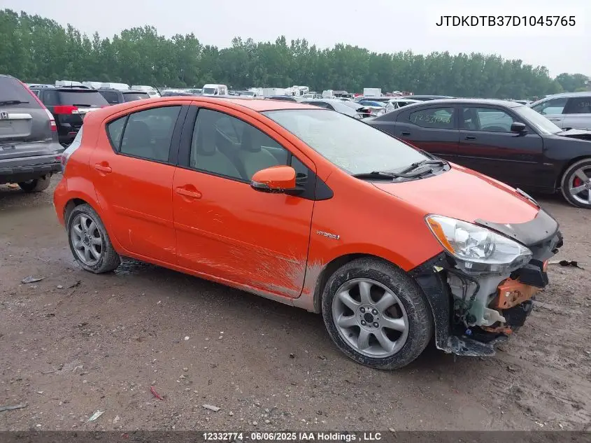 2013 Toyota Prius C VIN: JTDKDTB37D1045765 Lot: 12332774