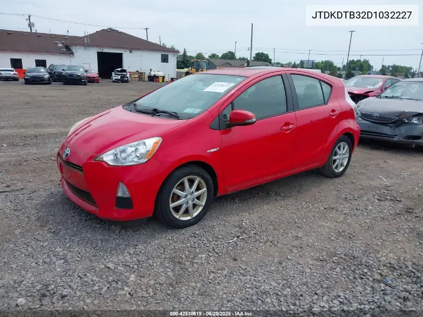 2013 Toyota Prius C Three VIN: JTDKDTB32D1032227 Lot: 42530619