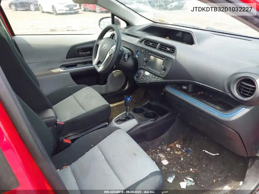 2013 Toyota Prius C Three VIN: JTDKDTB32D1032227 Lot: 42530619