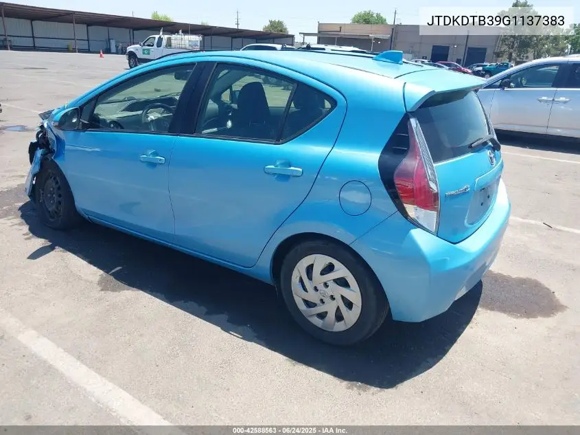 2016 Toyota Prius C Two VIN: JTDKDTB39G1137383 Lot: 42588563