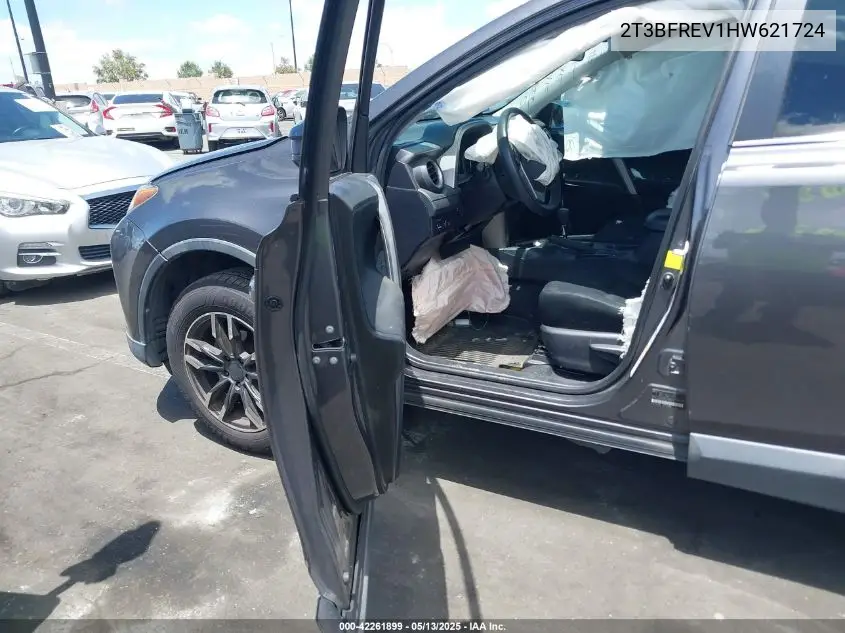 2017 Toyota Rav4 Le VIN: 2T3BFREV1HW621724 Lot: 42261899