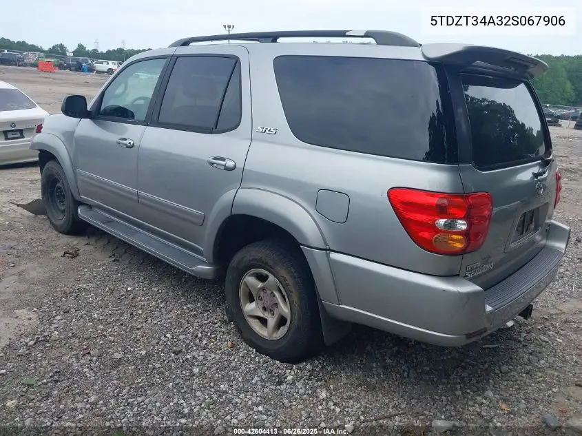 2002 Toyota Sequoia Sr5 V8 VIN: 5TDZT34A32S067906 Lot: 42604413
