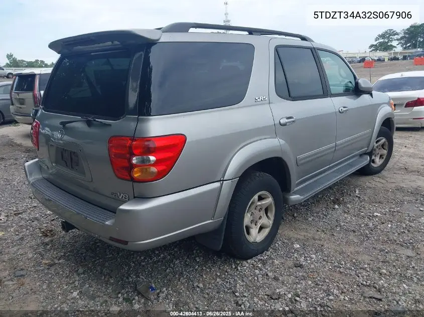 2002 Toyota Sequoia Sr5 V8 VIN: 5TDZT34A32S067906 Lot: 42604413