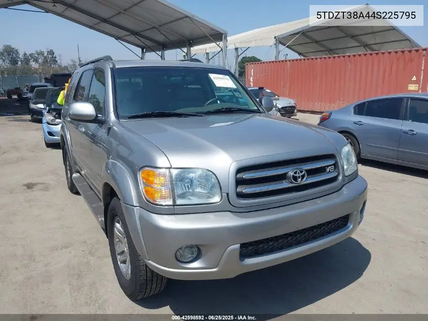 2004 Toyota Sequoia Limited V8 VIN: 5TDZT38A44S225795 Lot: 42598592