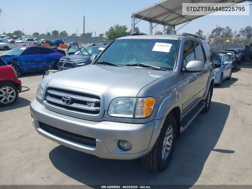 2004 Toyota Sequoia Limited V8 VIN: 5TDZT38A44S225795 Lot: 42598592