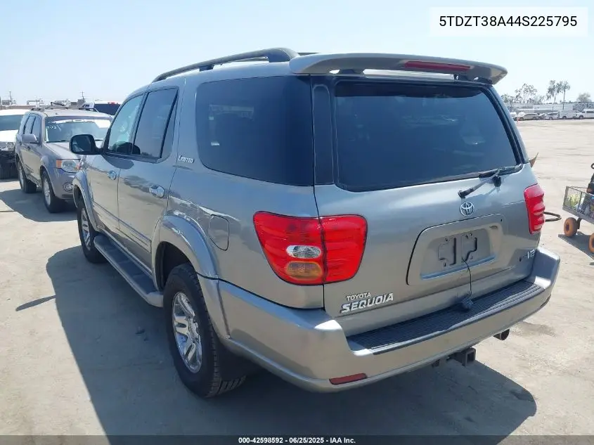 2004 Toyota Sequoia Limited V8 VIN: 5TDZT38A44S225795 Lot: 42598592
