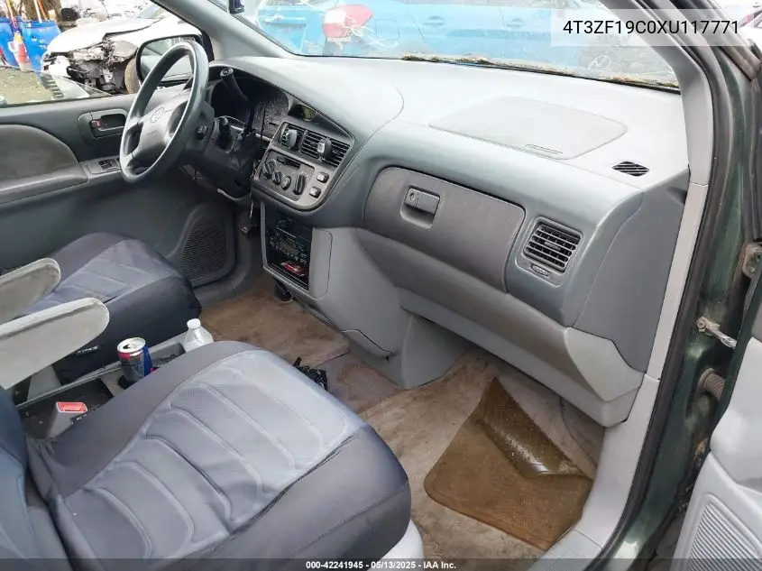 1999 Toyota Sienna Ce VIN: 4T3ZF19C0XU117771 Lot: 42241945