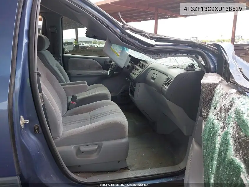 1999 Toyota Sienna Le VIN: 4T3ZF13C9XU138529 Lot: 42743068